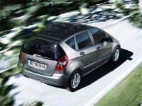 A Class Sedan Jigsaw Puzzle Game Online - Puzzle Game